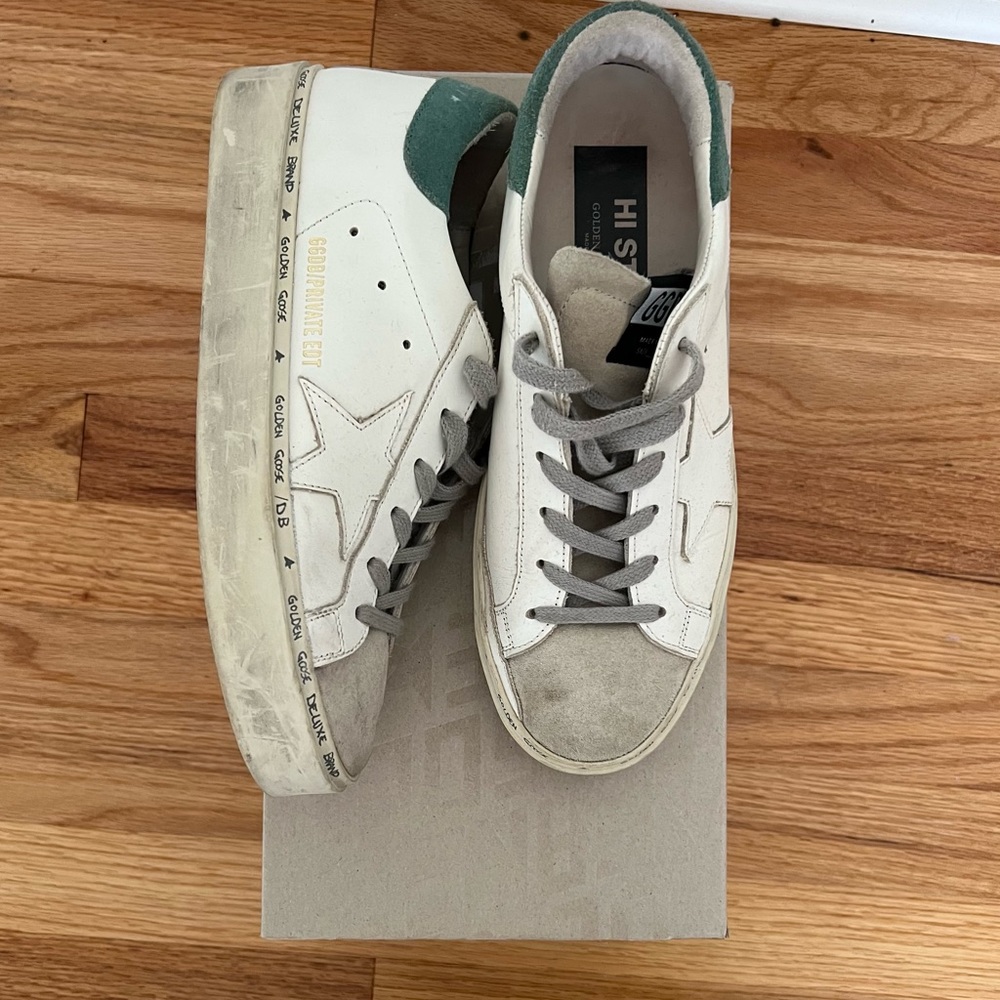 Golden Goose Hi Stars, Barley Worn